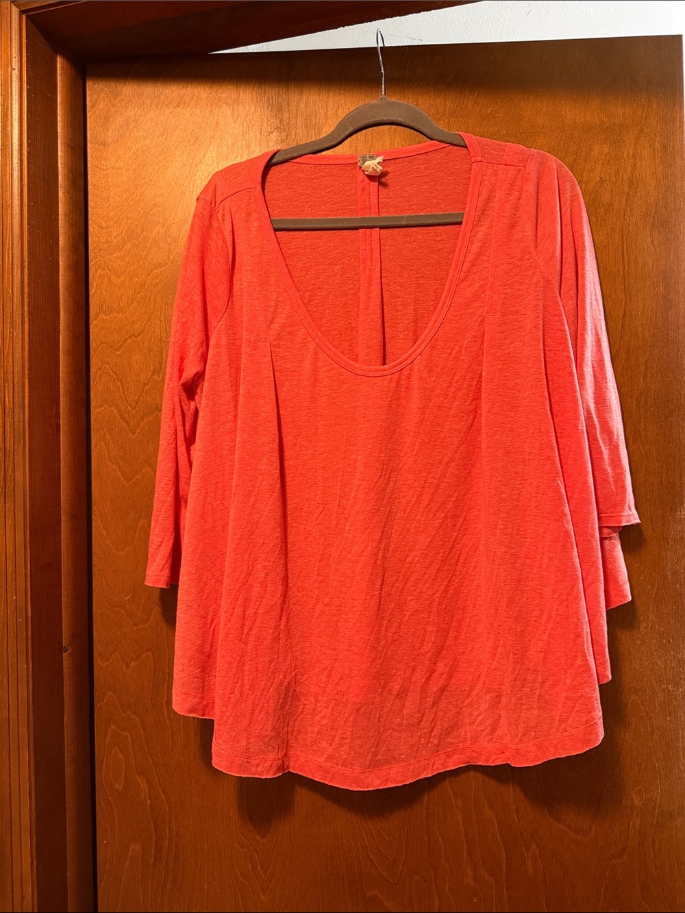 Women’s Scoop Neck 3/4 Sleeve Top - Coral We the Free